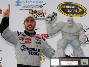 Jimmie Johnson en el podium